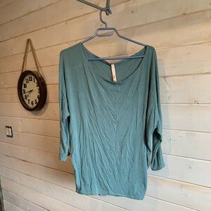 Lani California | Blue Long Sleeve Tunic Top